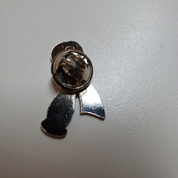 🎀📍Pampered Chef Breast Cancer Awareness Pin - Picture 4 of 8